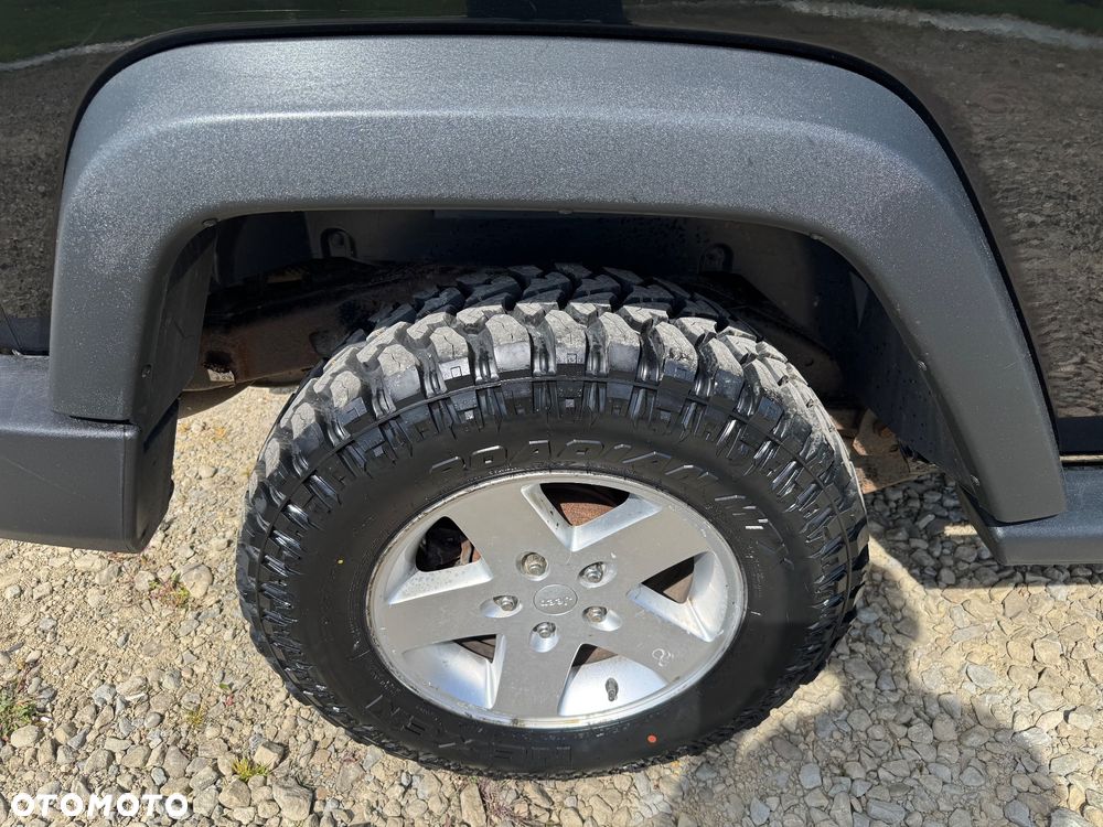 Jeep Wrangler - 24