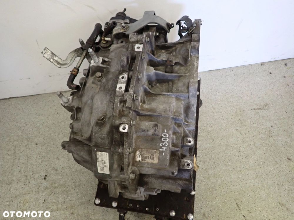 MITSUBISHI OUTLANDER II 2.2 DID 06- SKRZYNIA BIEGÓW AUTOMATYCZNA - 8
