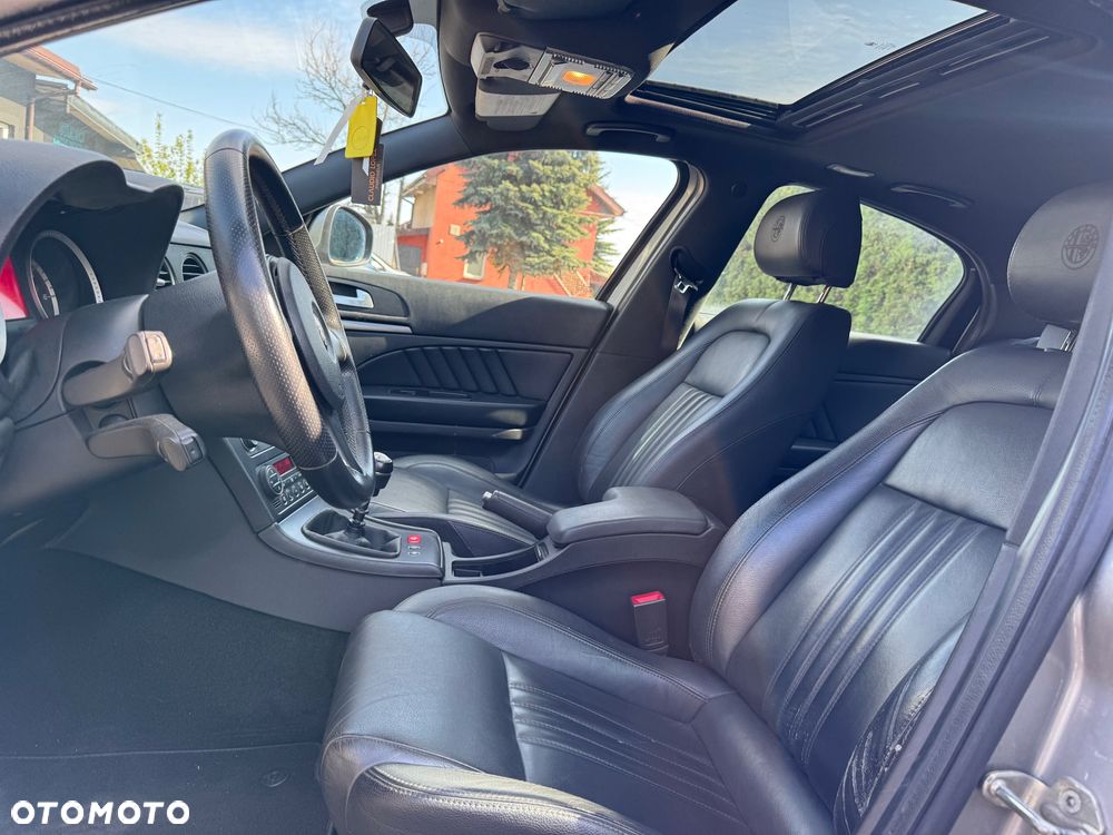 Alfa Romeo 159 2.0 JTDM 16V DPF - 15