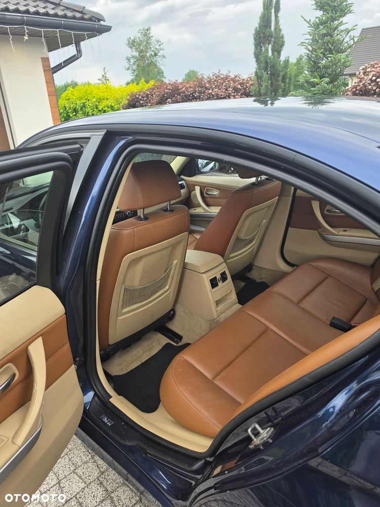 BMW Seria 3 320d Eff.Dynamics - 12