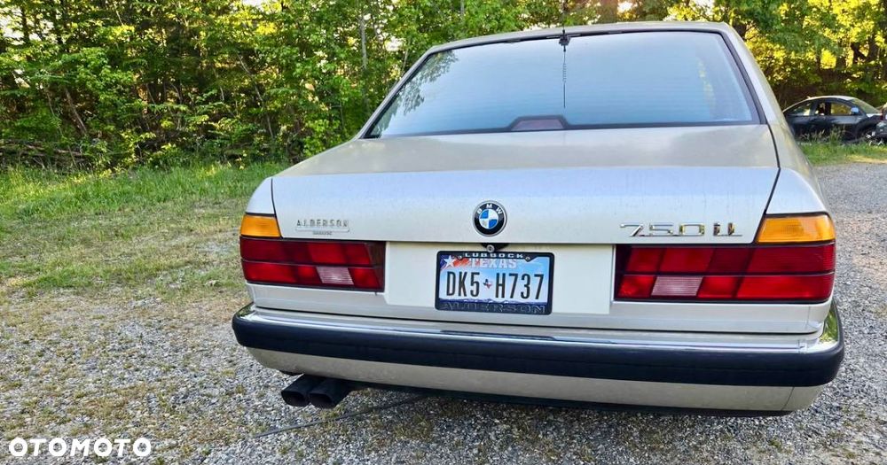 BMW Seria 7 750iL - 5