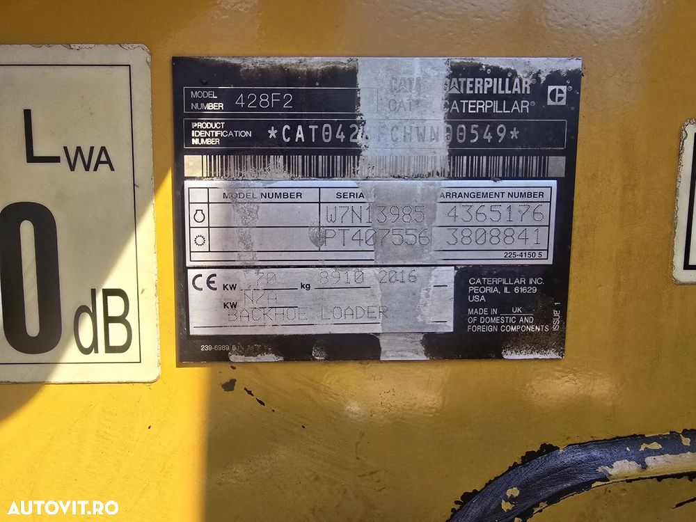 Caterpillar 428F2 - 10