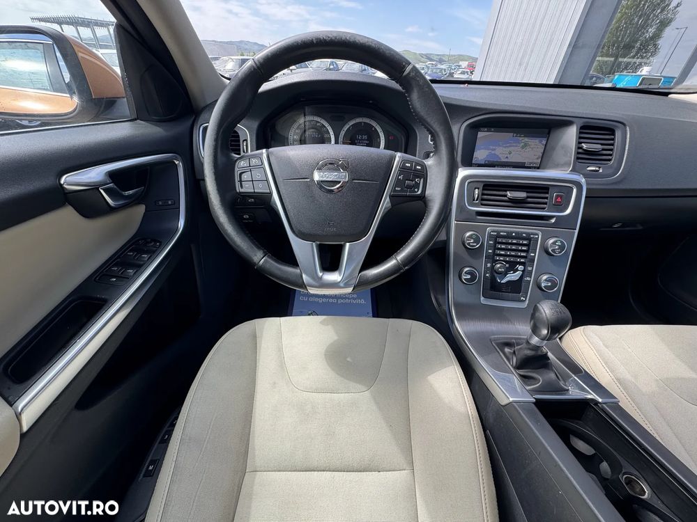 Volvo S60 D3 Start-Stop Basic - 24