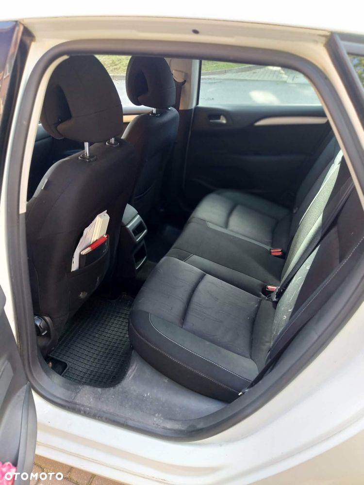 Citroën C4 1.6 VTi Attraction - 6