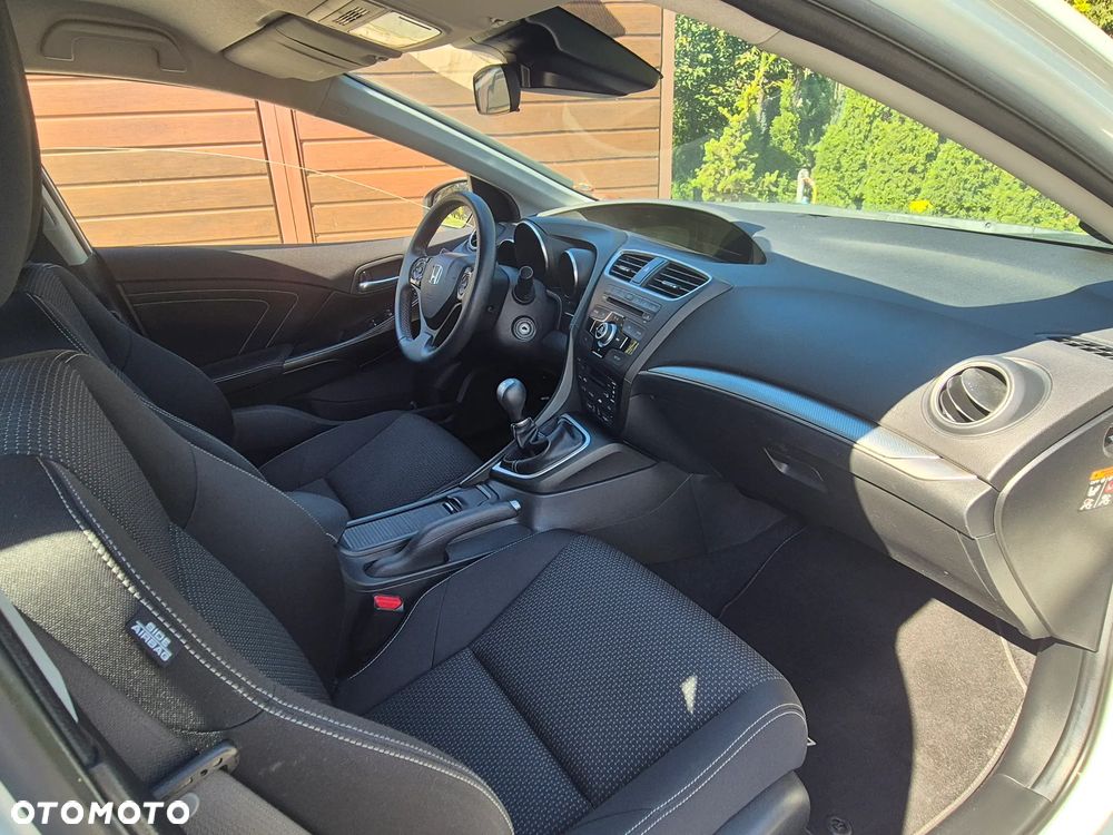 Honda Civic 1.4 i-VTEC Comfort - 19