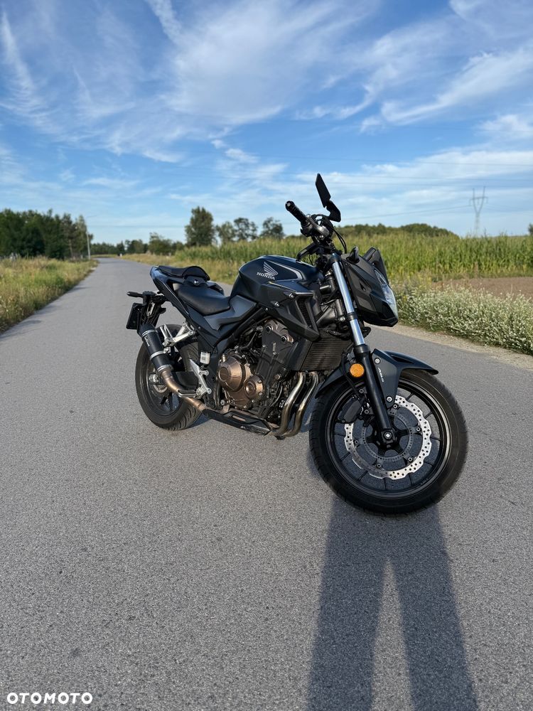 Honda CB - 1