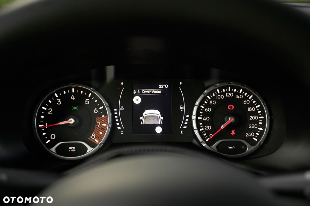 Jeep Renegade - 34