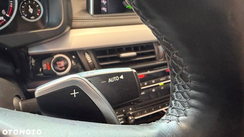 BMW X6 - 31