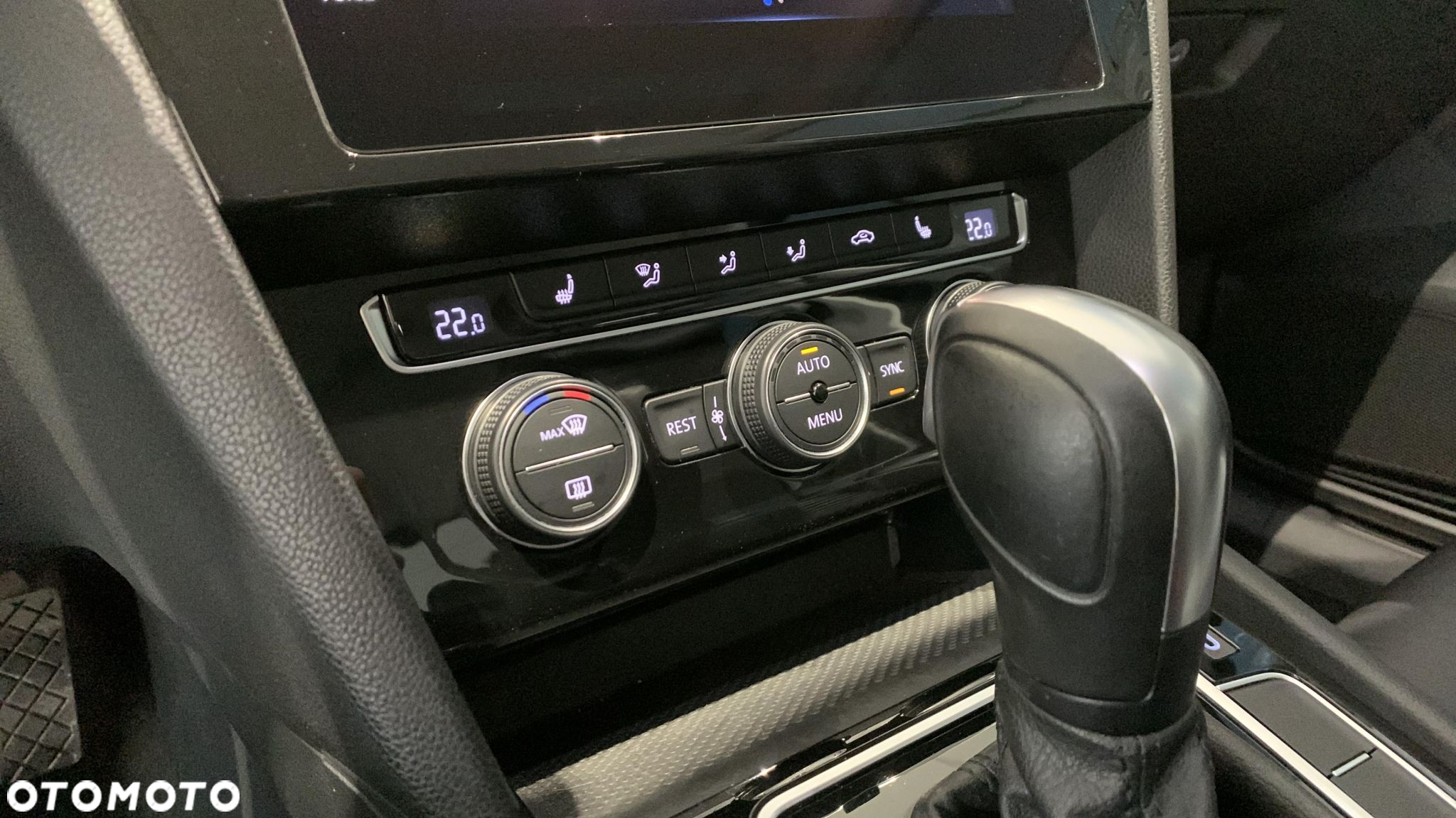 Volkswagen Passat 2.0 TDI 4Mot Elegance DSG - 26