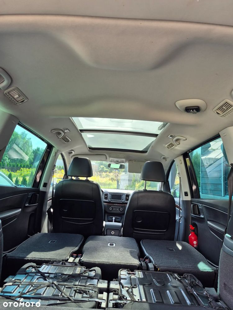 Volkswagen Sharan 2.0 TDI Comfortline DSG - 3