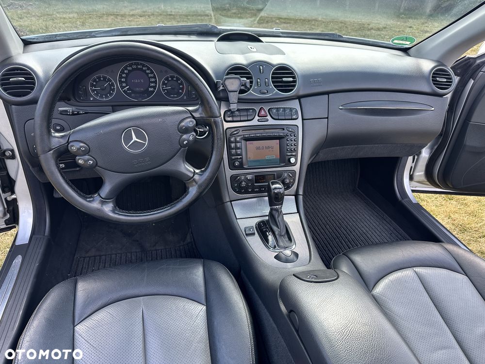 Mercedes-Benz CLK Cabrio 500 Avantgarde - 24