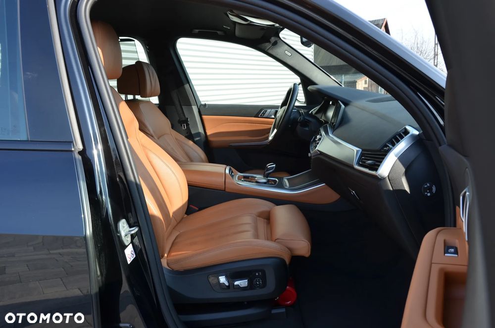 BMW X5 xDrive45e - 17