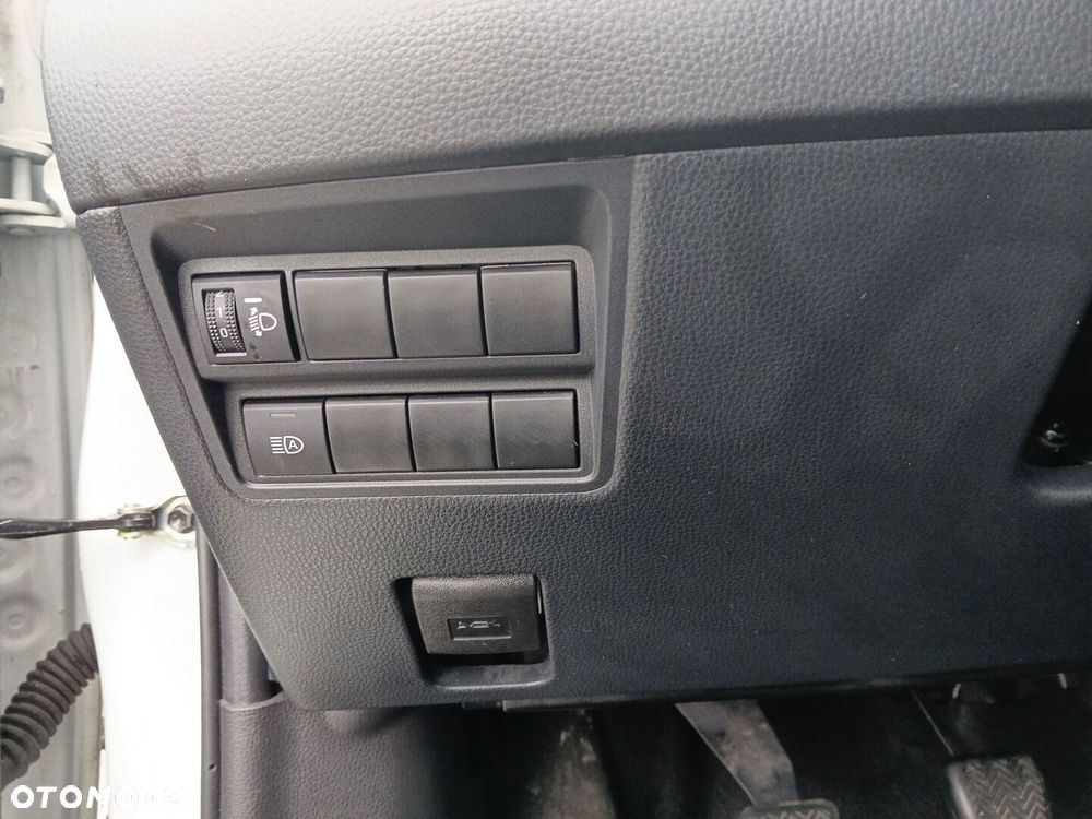 Toyota Yaris 1.5 Comfort - 16