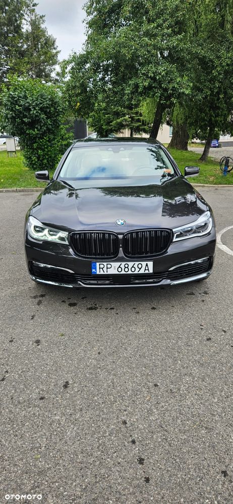 BMW Seria 7 750Li xDrive Edition Exclusive - 3