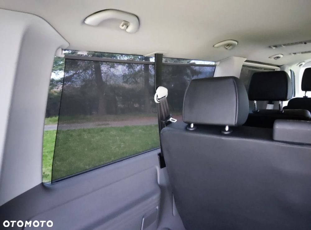 Volkswagen Caravelle 2.0 TDI L2 Highline 4Motion DSG - 12