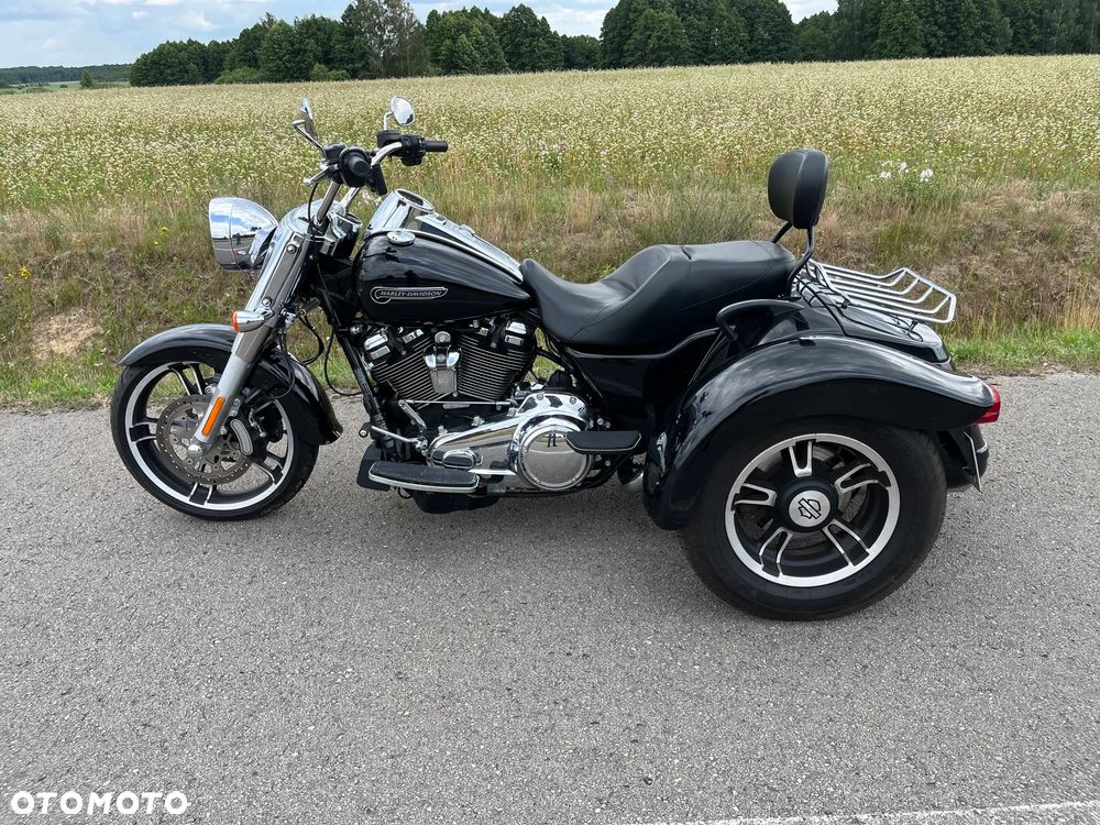 Harley-Davidson Trike Freewheeler - 1
