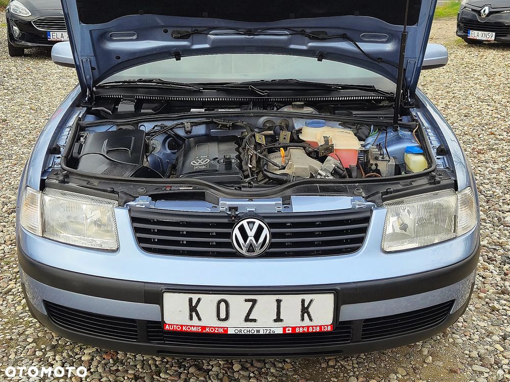 Volkswagen Passat 1.8T Comfortline - 31