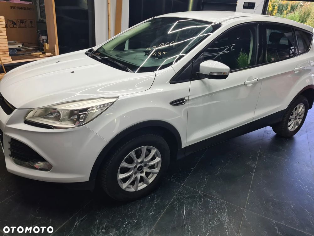 Ford Kuga 2.0 TDCi 2x4 Trend - 12