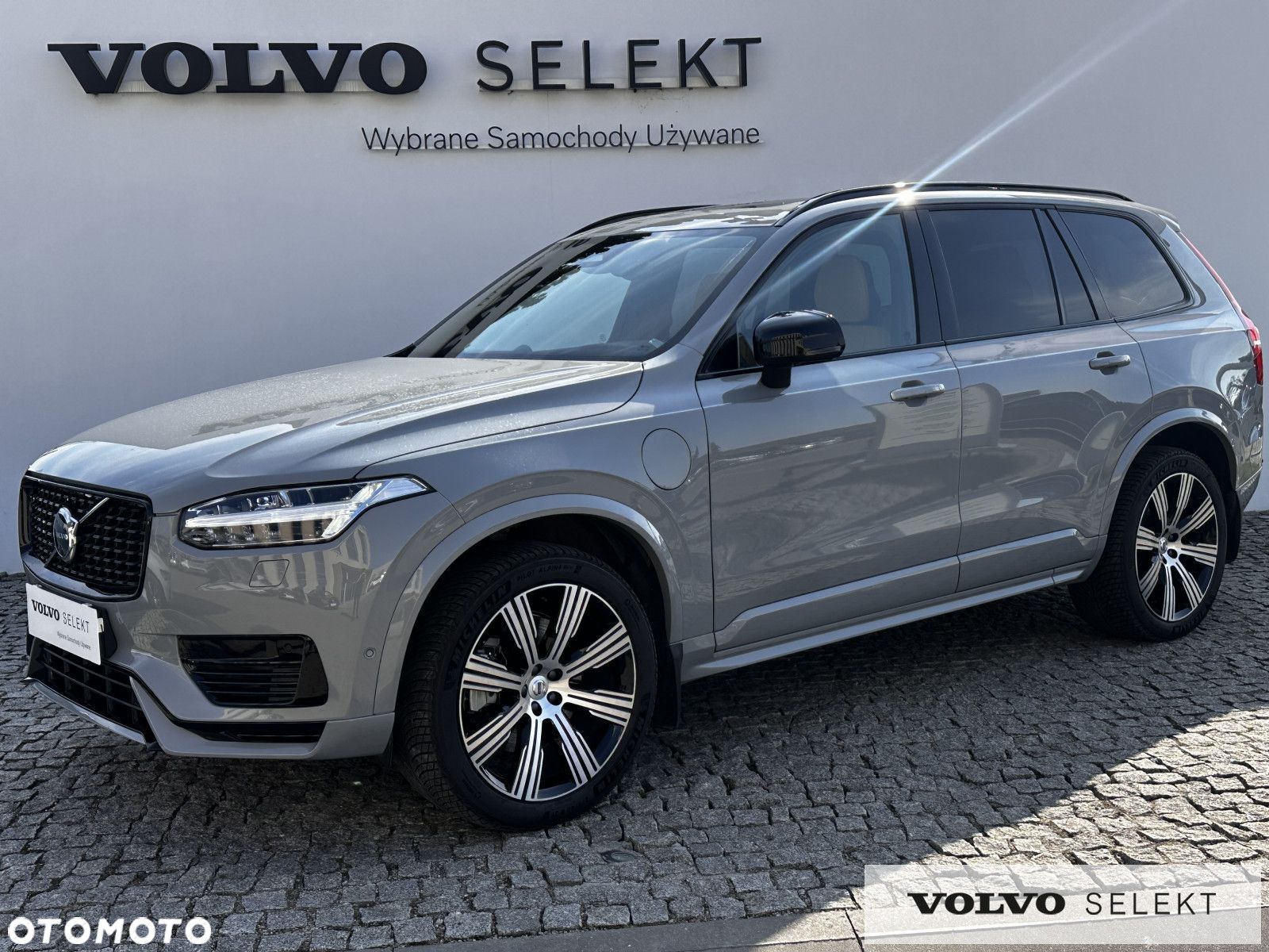 Volvo XC 90 - 1
