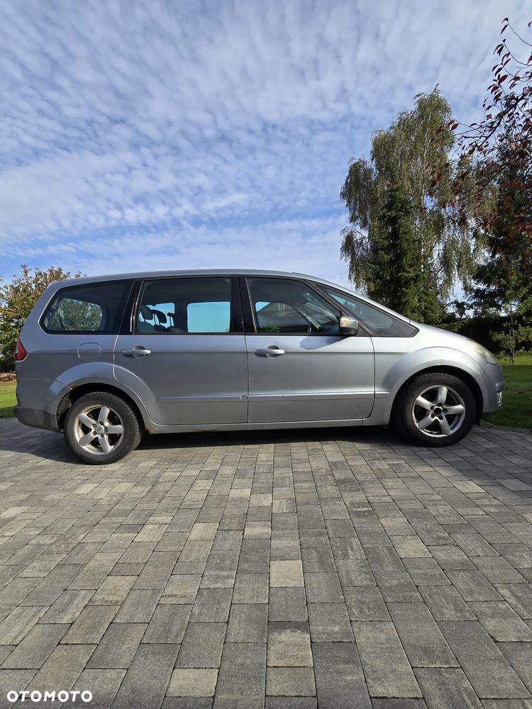Ford Galaxy 2006 photo 2