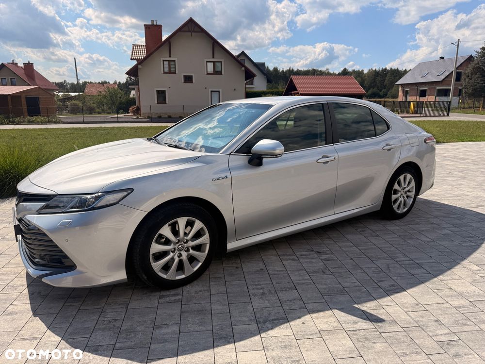 Toyota Camry 2.5 Hybrid Comfort CVT - 4