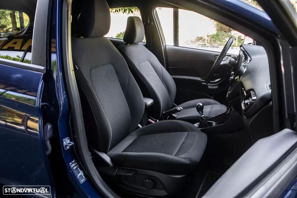 Ford Fiesta - 26