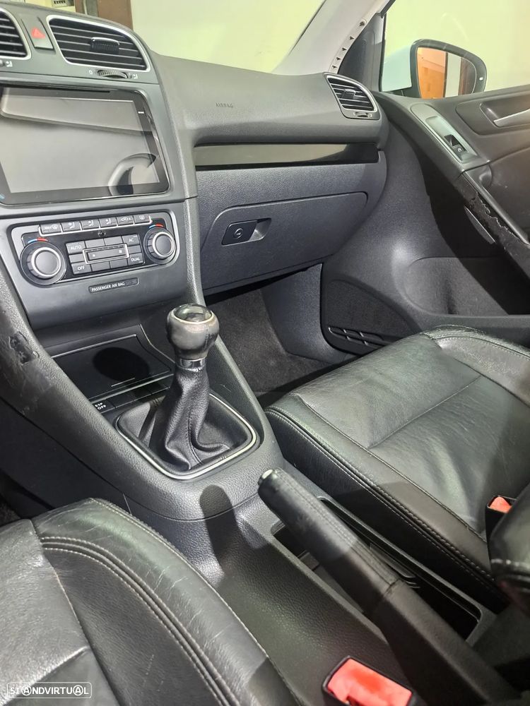 VW Golf 2.0 TDi Confortline - 10