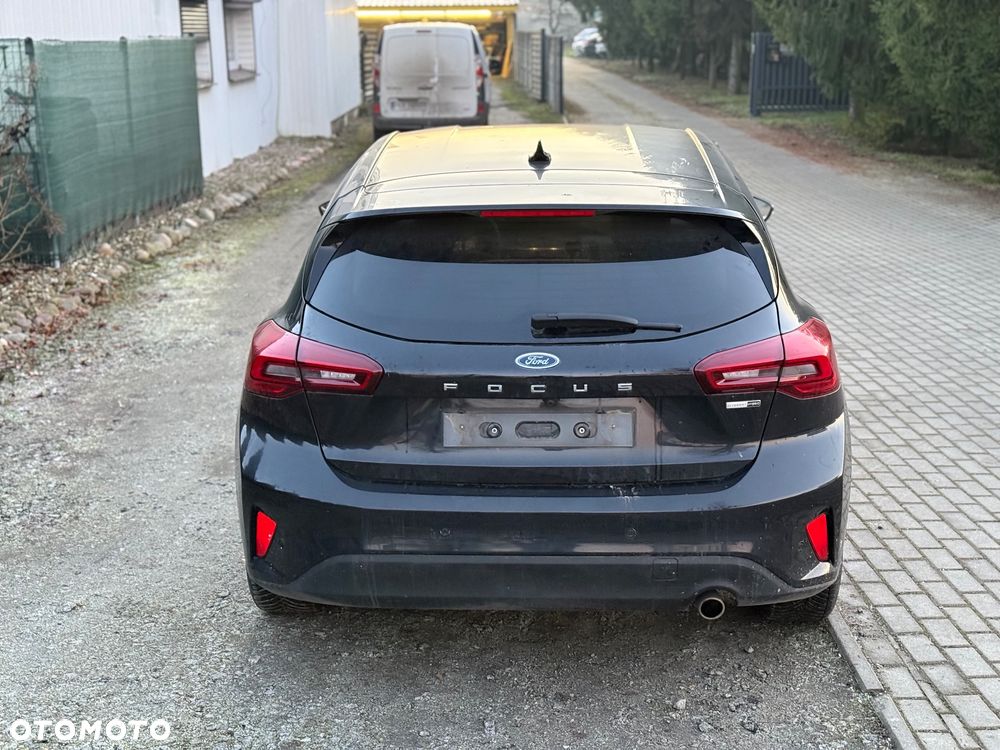 Ford Focus 1.0 EcoBoost Hybrid ACTIVE X - 5