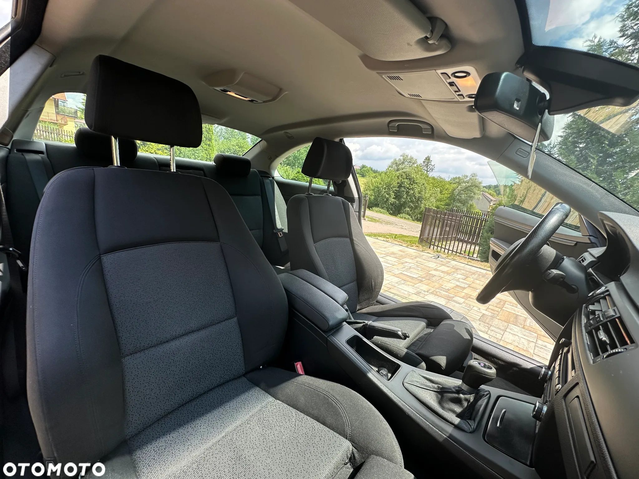BMW Seria 3 320i - 12
