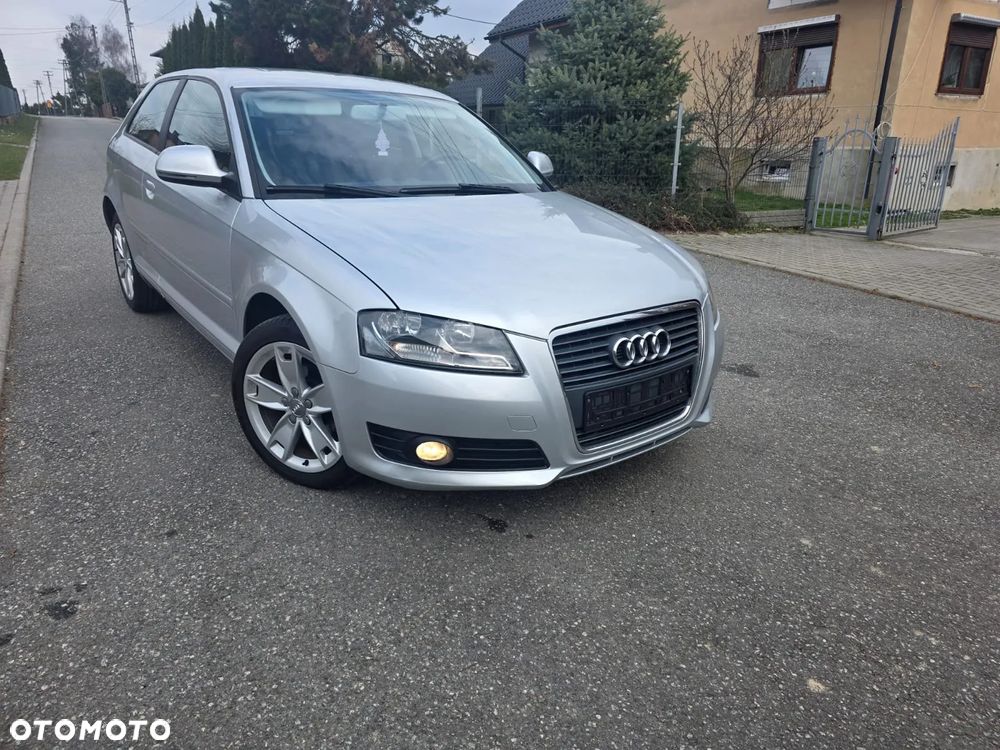 Audi A3 3-drzwiowe 1.6 Ambition - 38