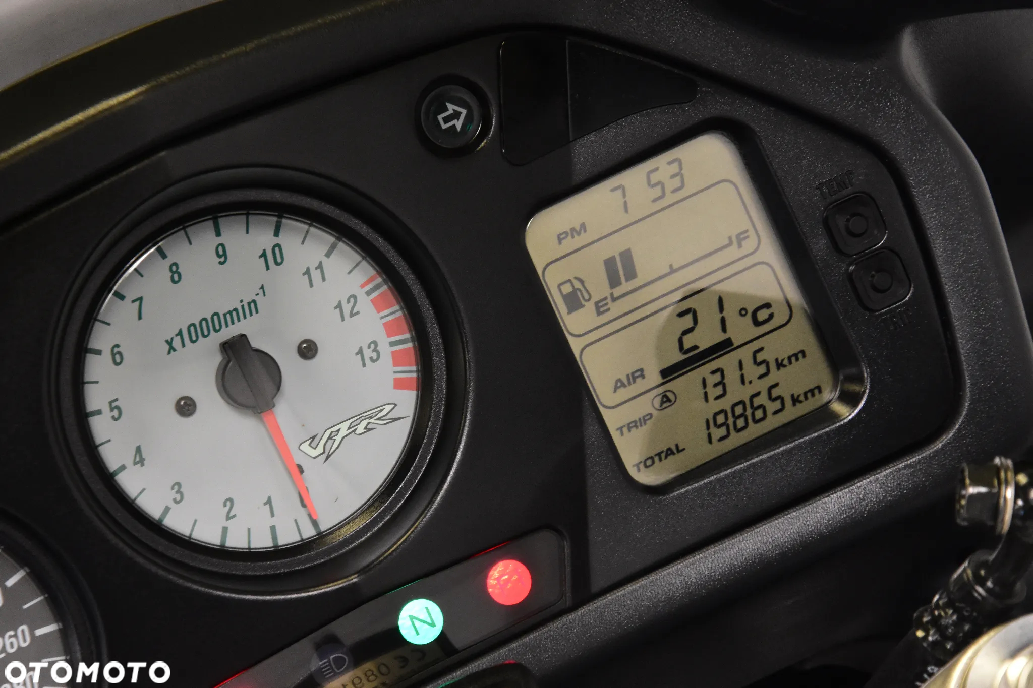 Honda VFR - 22