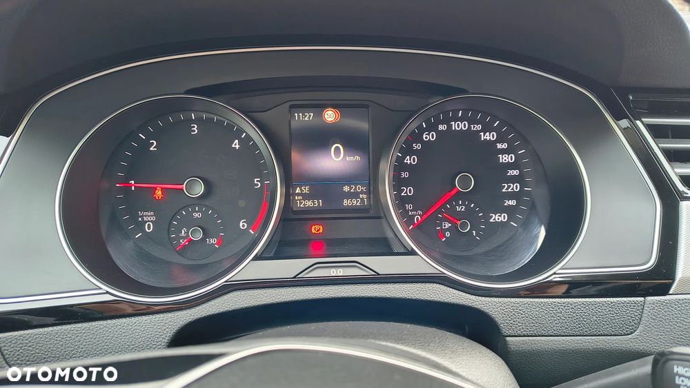 Volkswagen Passat 2.0 TDI BMT Comfortline - 14