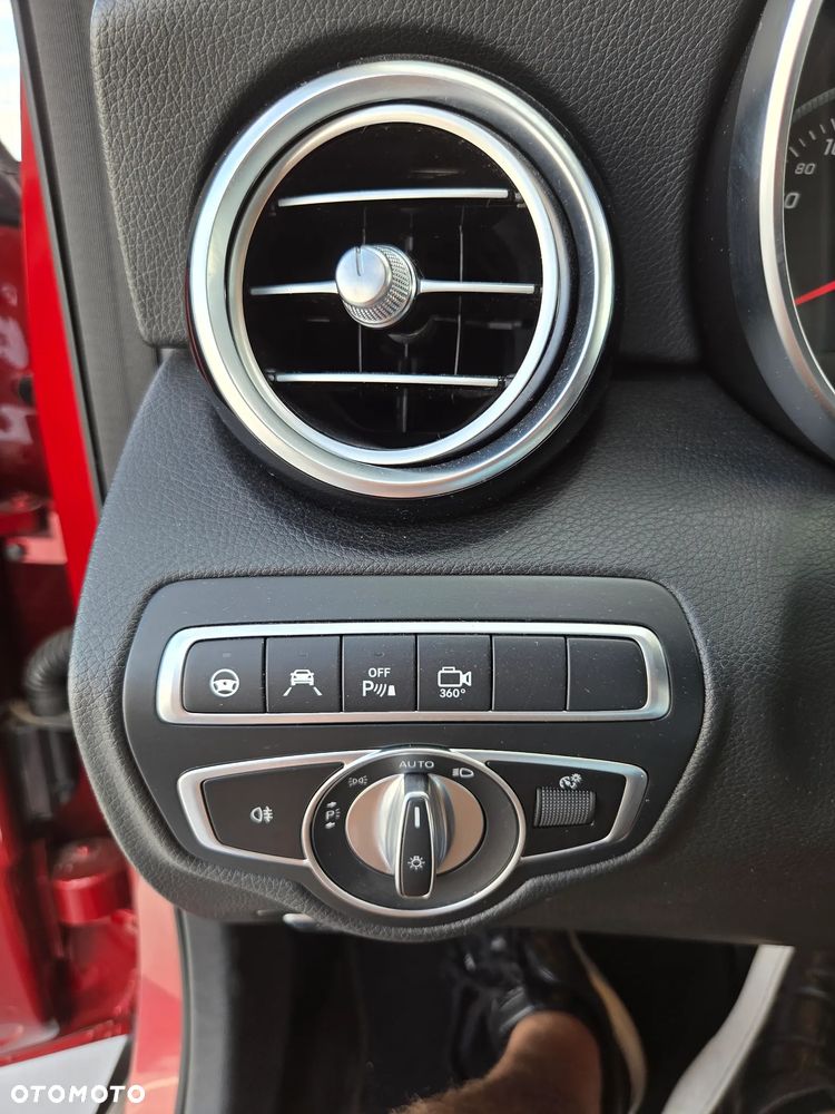 Mercedes-Benz GLC - 31