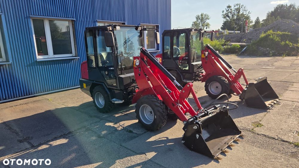 Kubota LOADER TRADER - 9