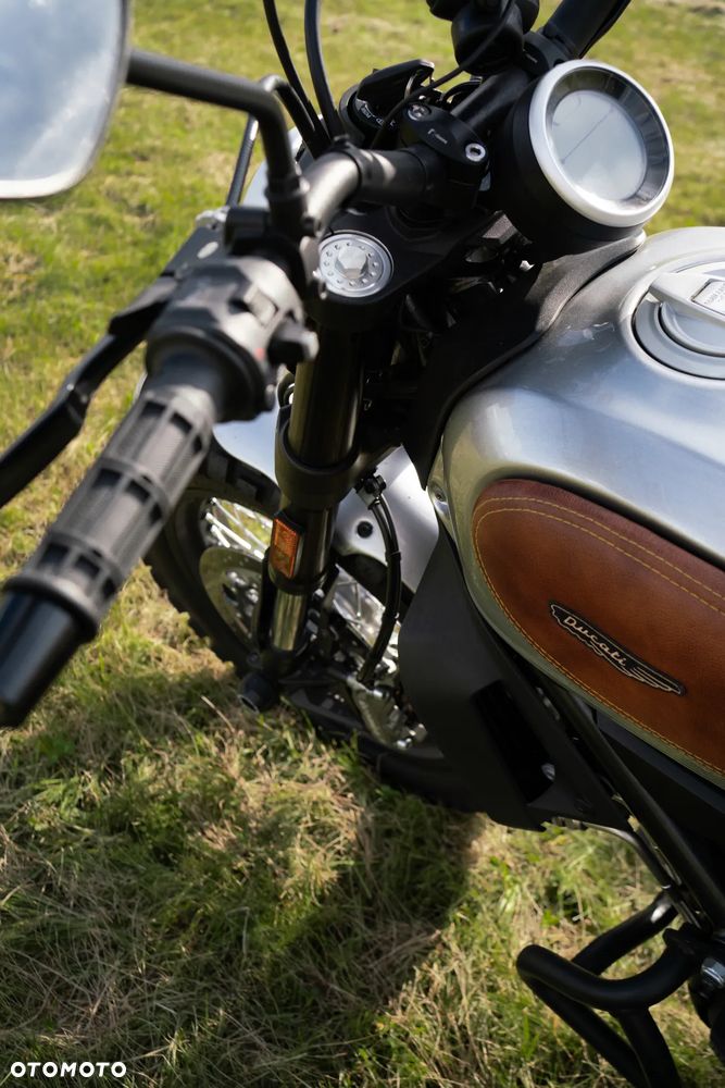 Ducati Scrambler - 12