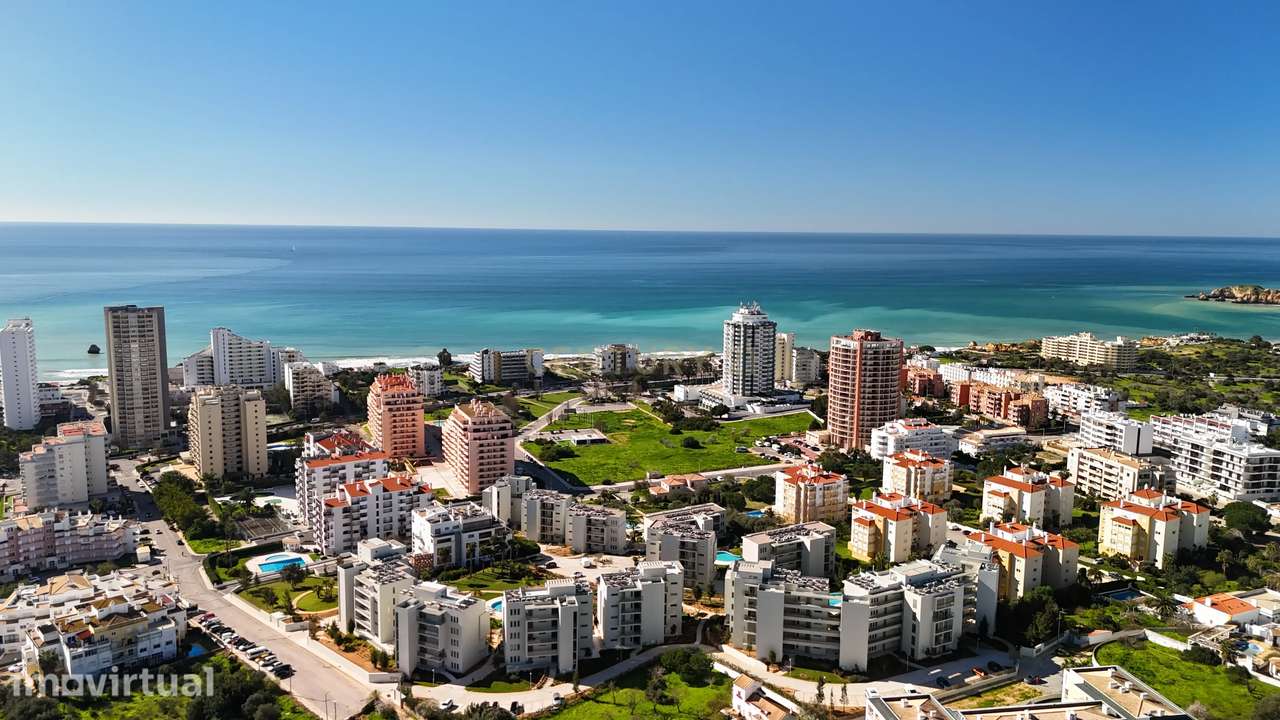 Apartamento T2 no Condomínio Oasis Mar – Exclusividade, Conforto e Vis - Grande imagem: 4/34