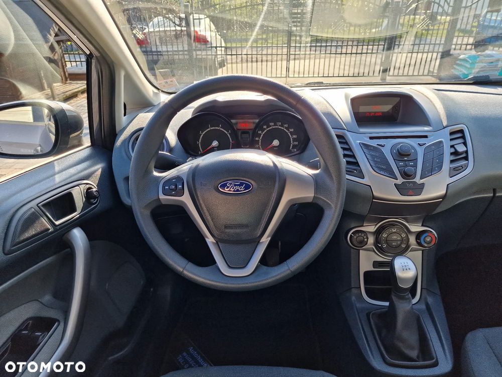 Ford Fiesta 1.25 Trend EU5 - 18