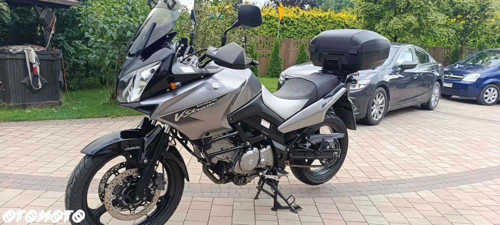 Suzuki V-STROM - 8