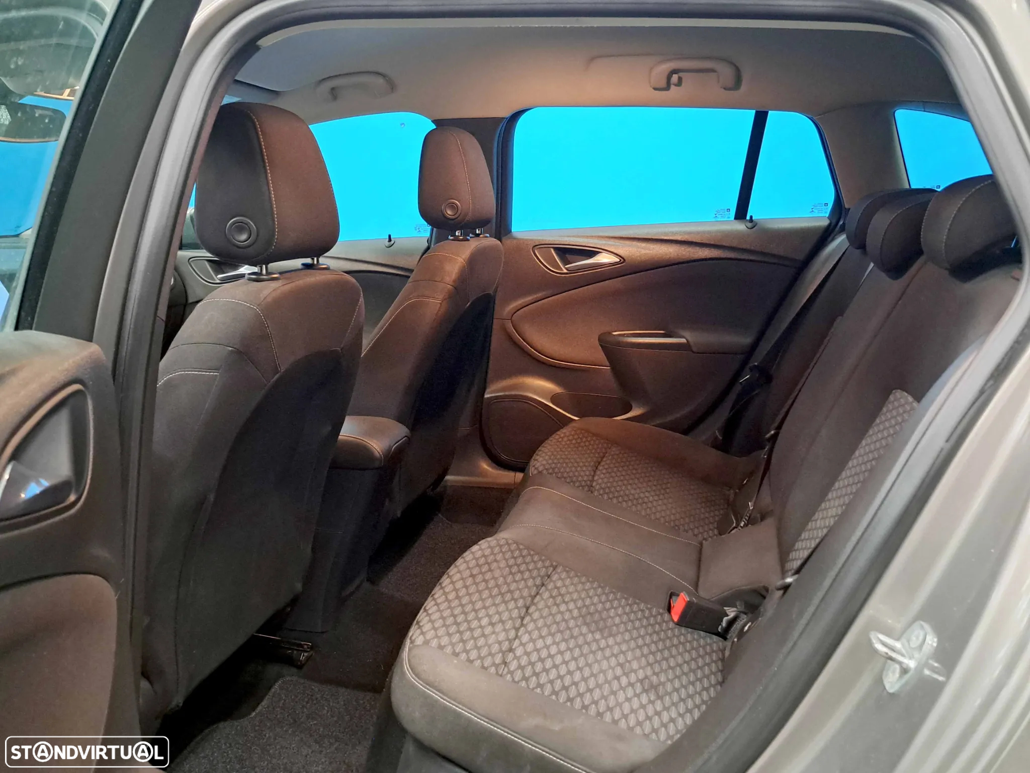 Opel Astra Sports Tourer 1.6 CDTI Business Edition S/S - 19
