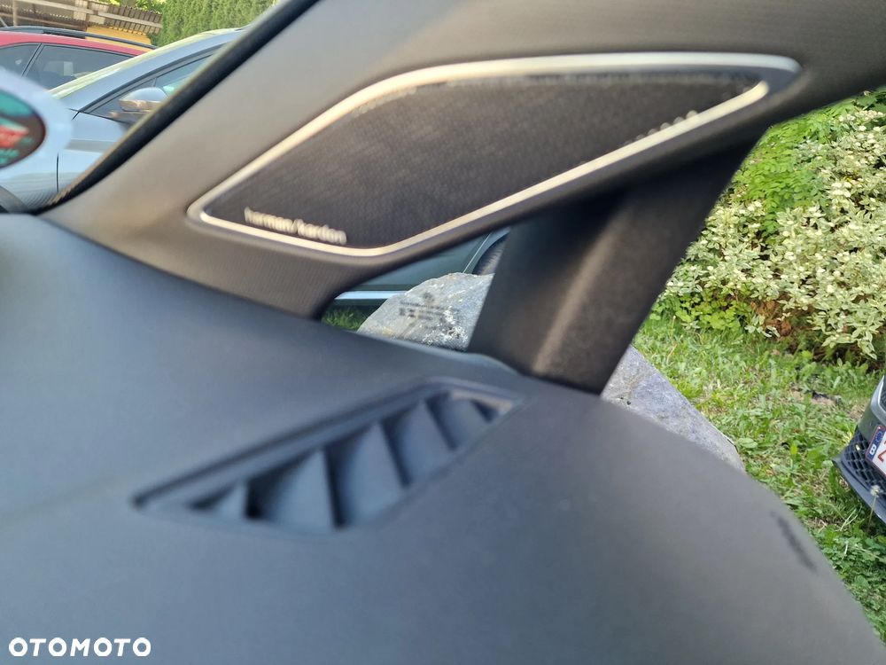 Volkswagen Golf 2.0 TDI R-Line Plus DSG - 24