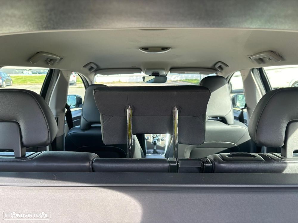 Volvo XC 60 2.0 D4 R-Design - 12