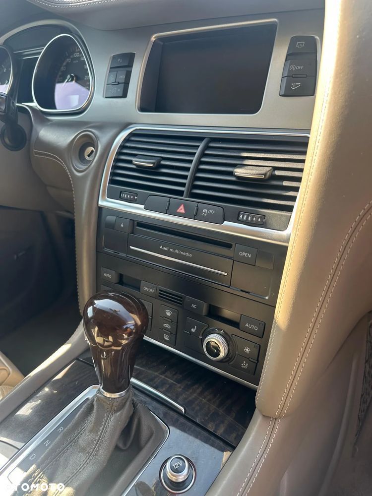 Audi Q7 3.0 TDI DPF Quattro Tiptronic - 10