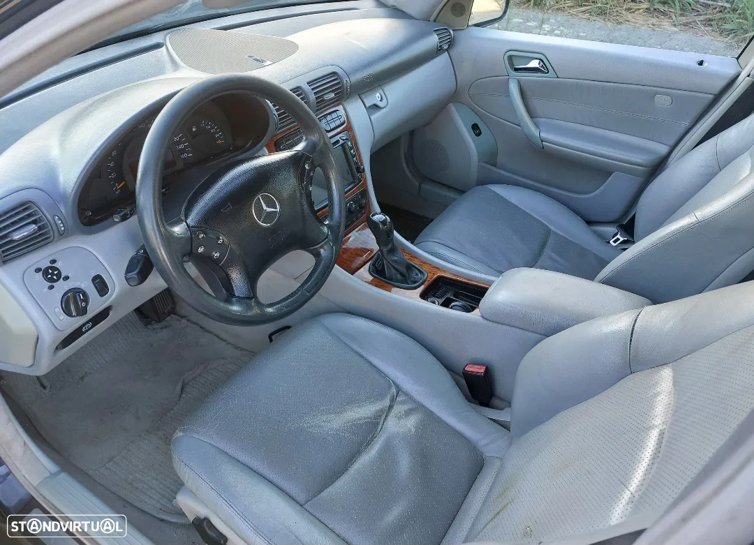 Mercedes-Benz C 220 CDi Classic - 12