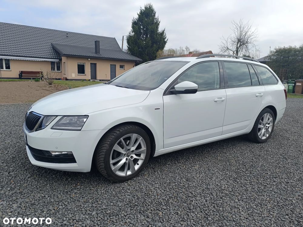 Skoda Octavia 2.0 TDI DSG Drive - 1