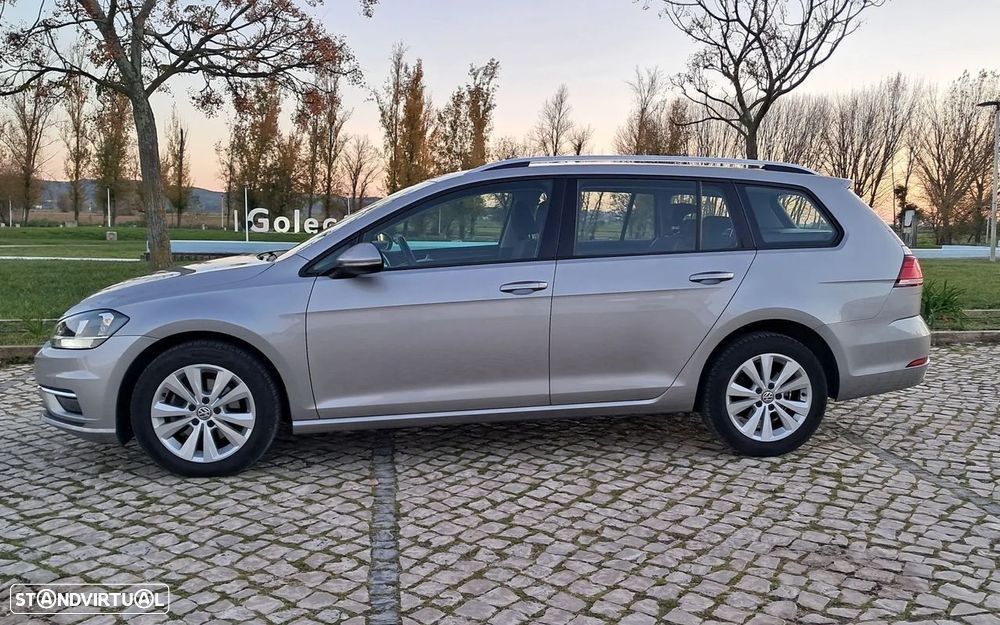 VW Golf Variant 1.6 TDi Confortline - 4