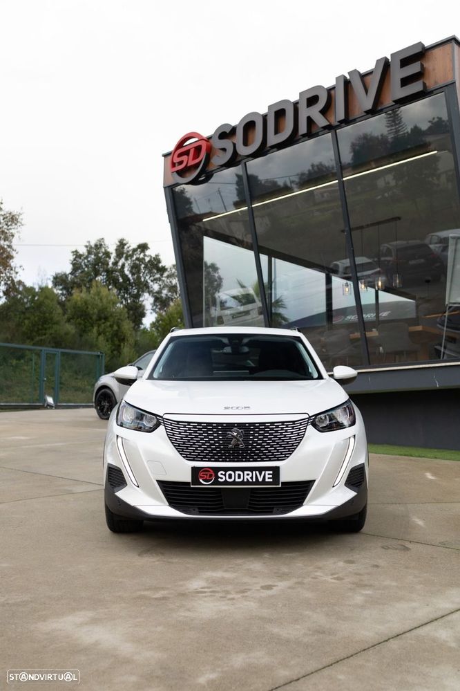 Peugeot e-2008 Allure - 20