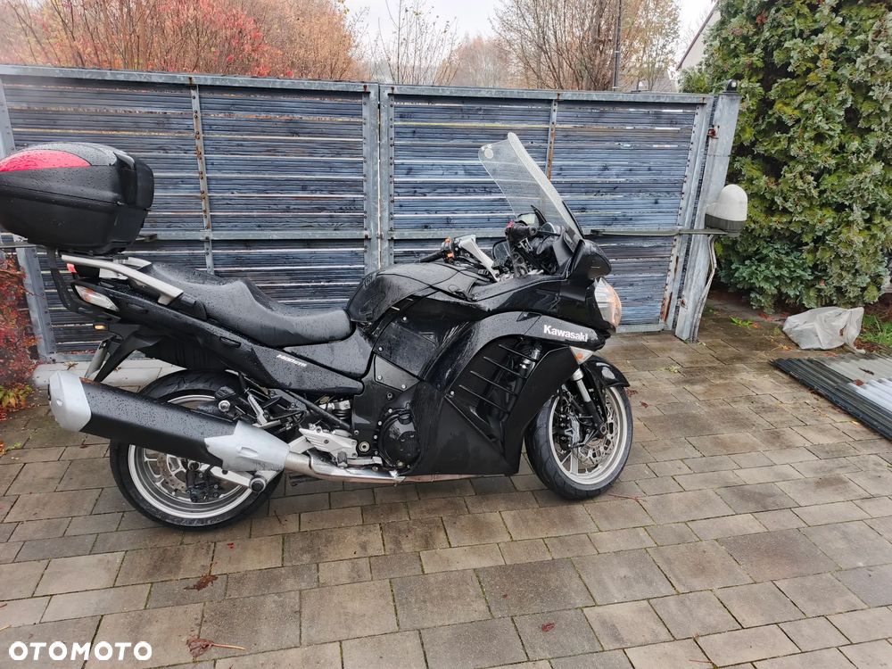 Kawasaki GTR - 7