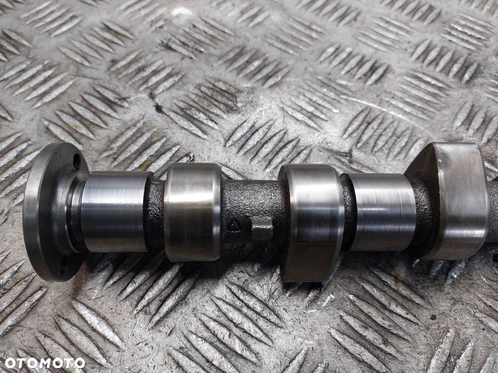 WAŁEK ROZRZĄDU MERCEDES-BENZ W201 190 2.0D OM601 - 2