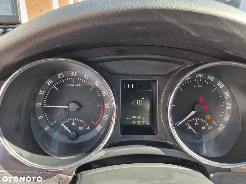 Skoda Superb 1.6 TDI Active - 8