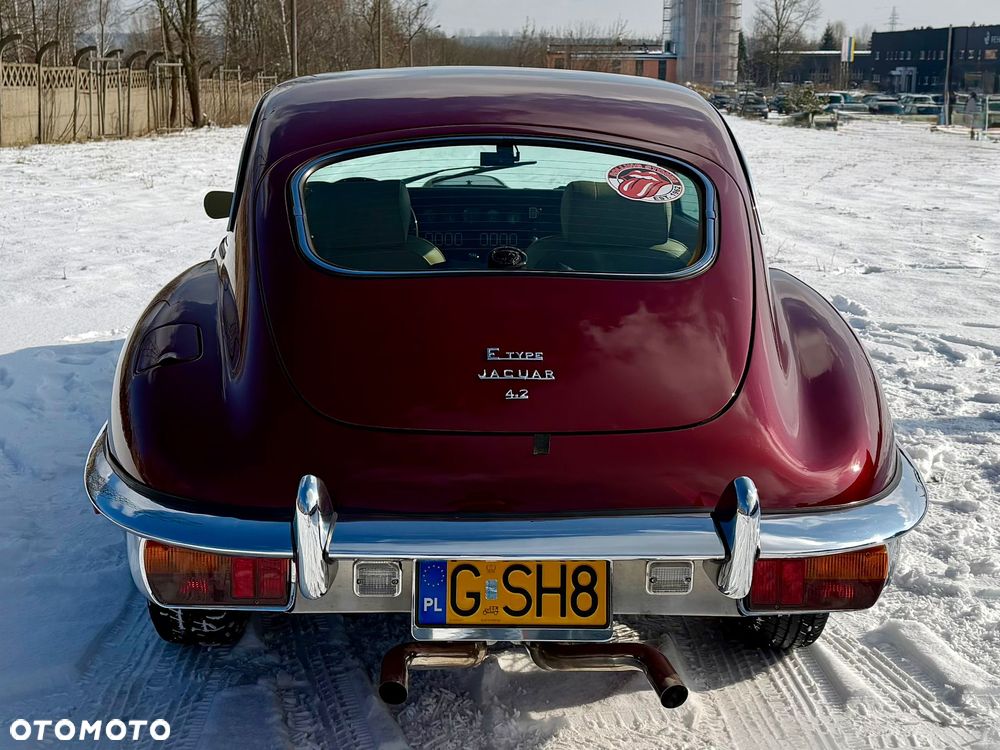 Jaguar E-Type - 9